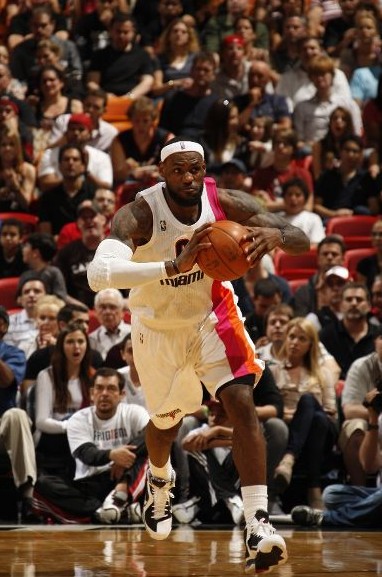 吸引了来自 吸引了来自