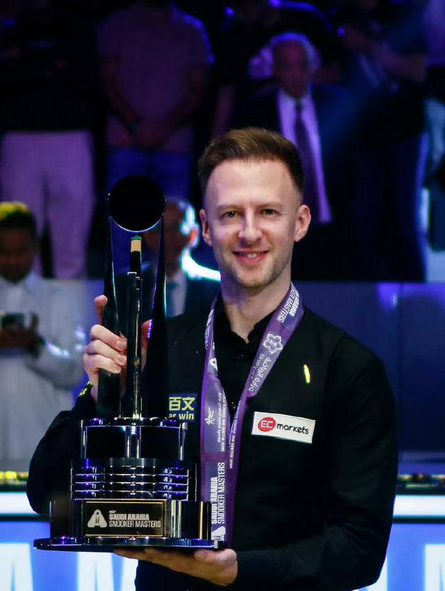 诺伊尔曾在 诺伊尔曾在