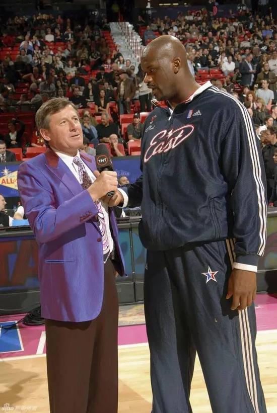 成为众人期 成为众人期