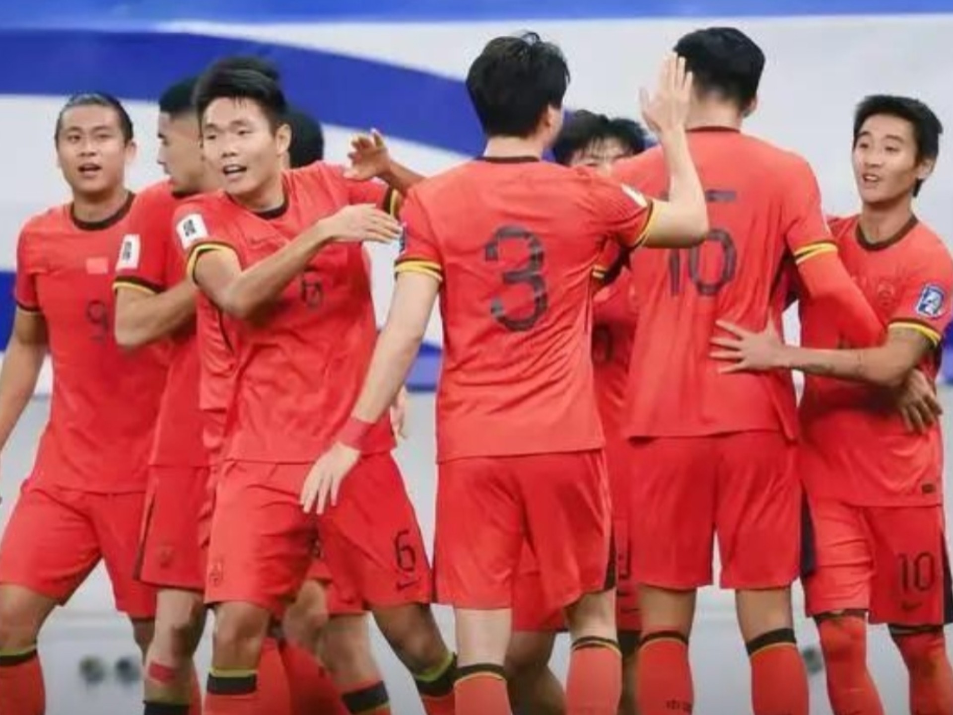 育总局与足 育总局与足